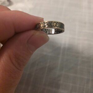 Gucci ring